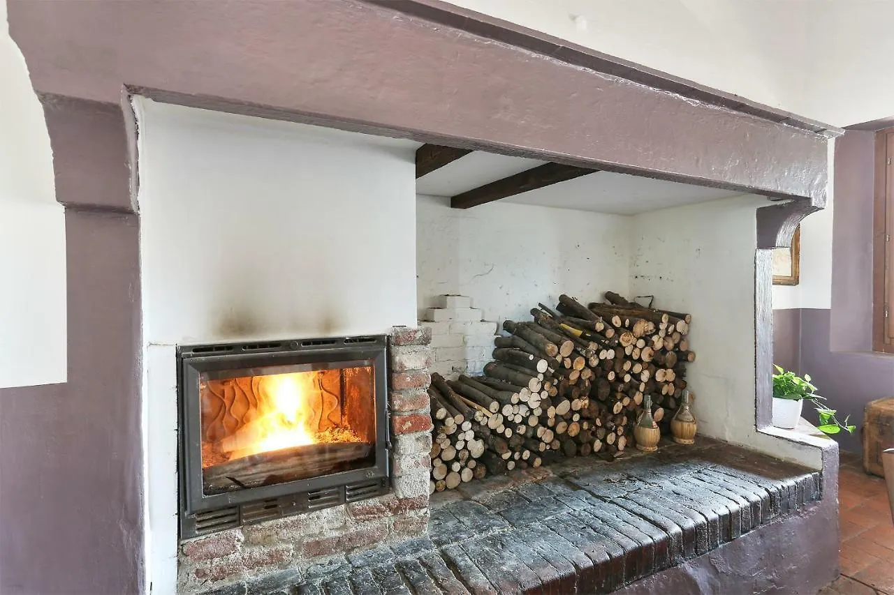 Mondo Pazzo Rota Guest house